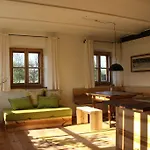 公寓 Biohof Puerten 瓦德克雷堡